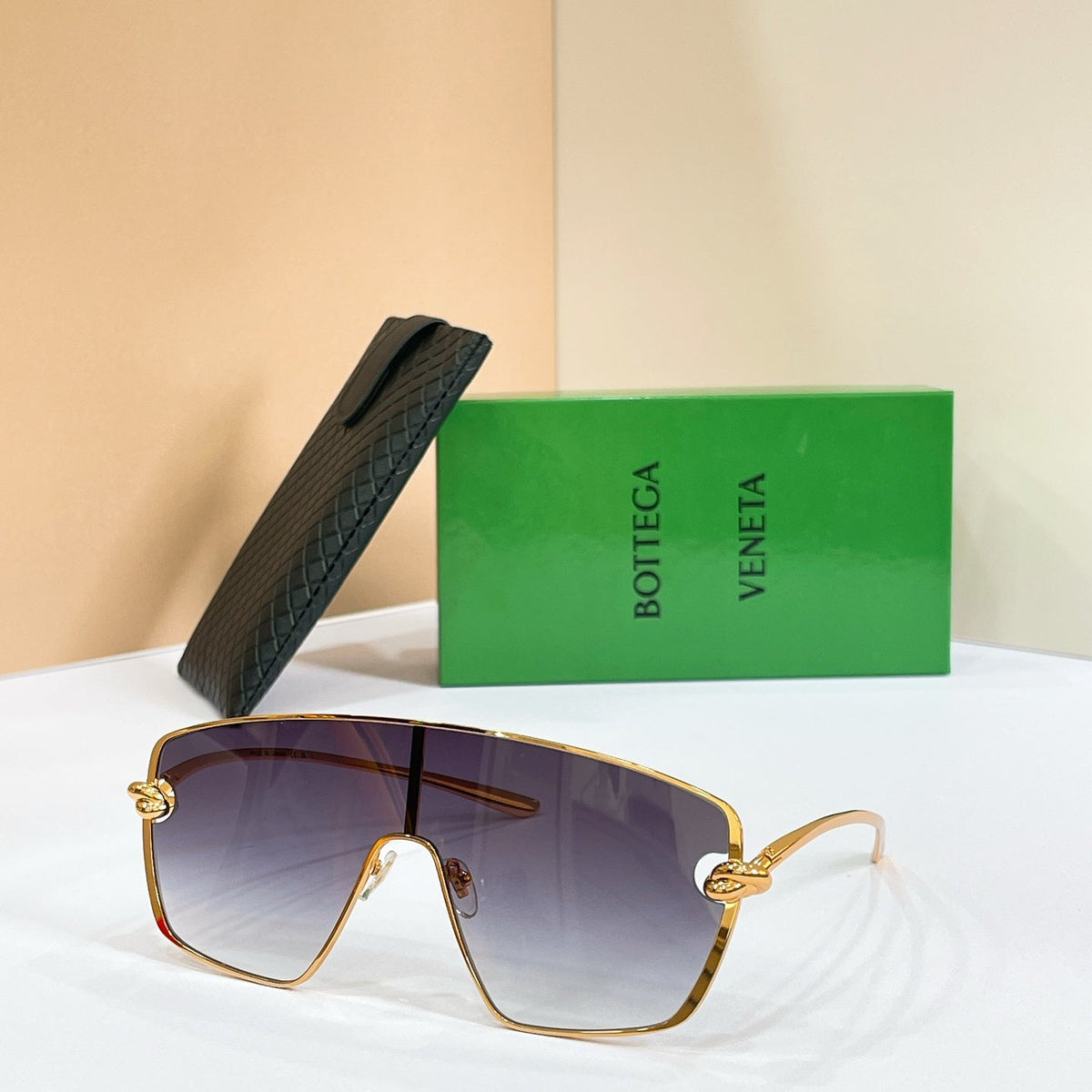 Bottega Veneta BV1515S Sunglasses